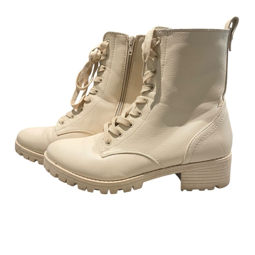 TRUE CRAFT women's size 9 Raylee Hiker boots lace up Ivory smooth round toe - Picture 5 of 12